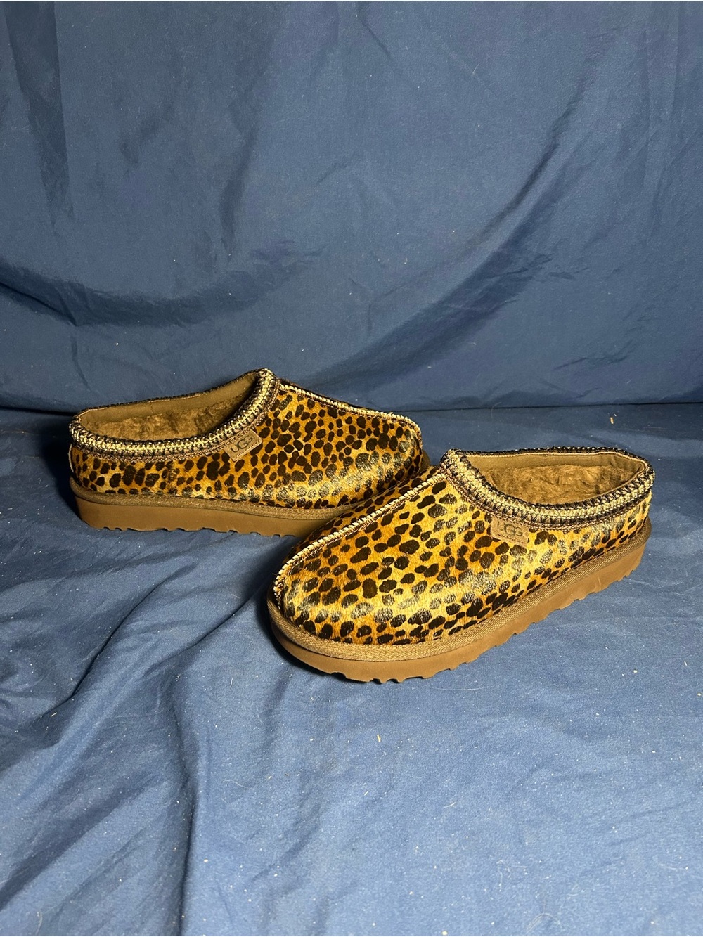 UGG- slippers, cheetah print, women QS